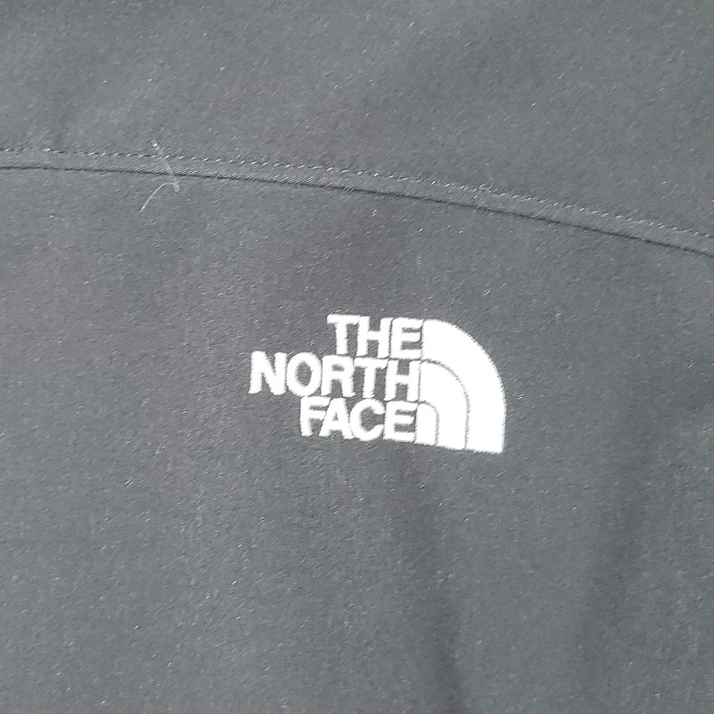 The North Face Apex Bionic Softshell Jacket Mens Medium Black Full Zip Windproof